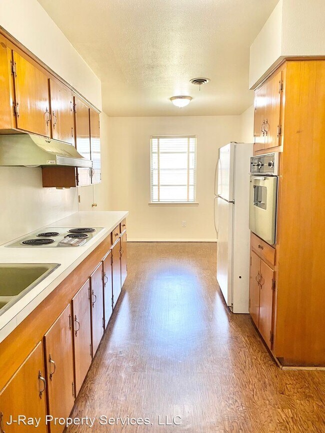 Building Photo - 3 br, 2 bath House - 1212 S Story Road