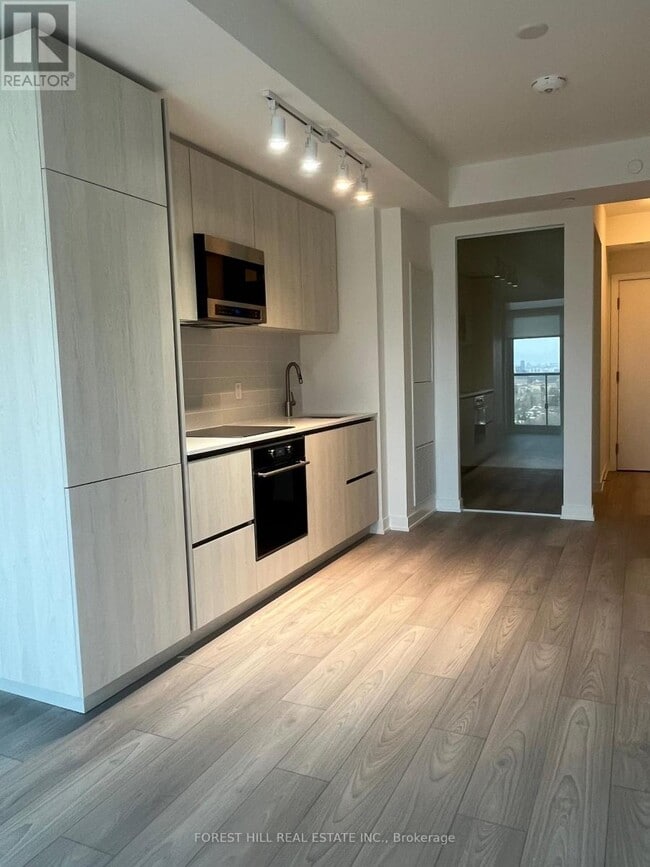 Building Photo - 110 Broadway Ave