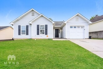 Building Photo - 520 Village Cir