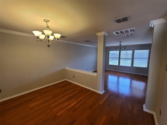 Foto del edificio - 2502 Cattleman Dr