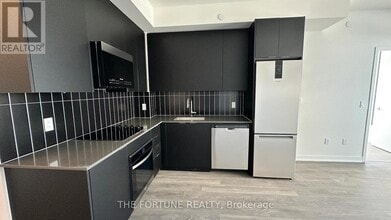 Building Photo - 10 Abeja St