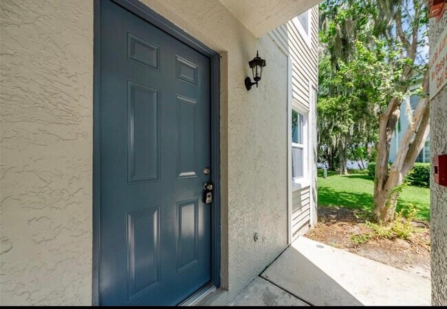 Foto del edificio - 7246 E Bank Dr