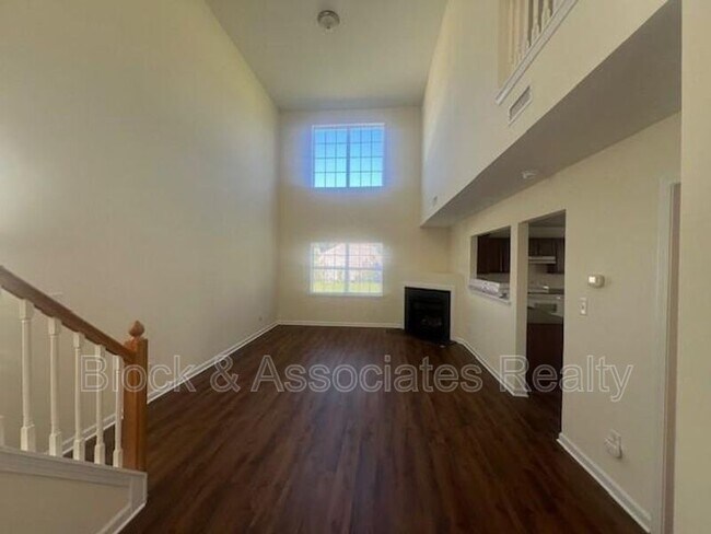 Foto del edificio - 1436 Sexton Ridge Dr