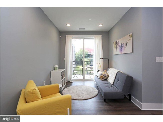 Building Photo - 3925 Haverford Ave
