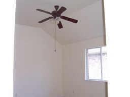 Foto del edificio - 16930 Midnight Sun Ln