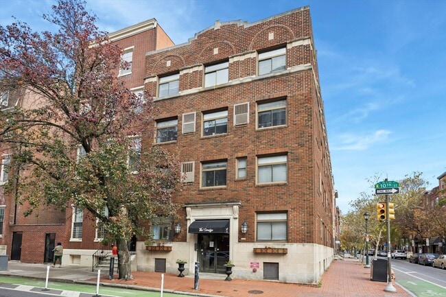 Foto del edificio - 319 S 10th St