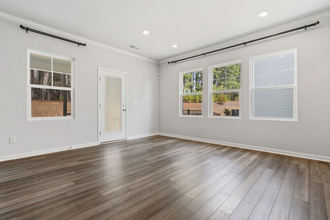 Foto del edificio - Ellis Walk 3be / 2.5ba Fenced-In Backyard Townhouse