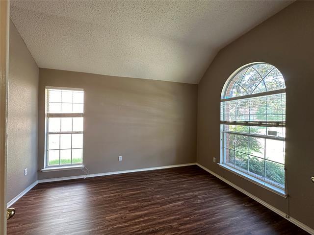 Building Photo - 5125 Highlands Dr