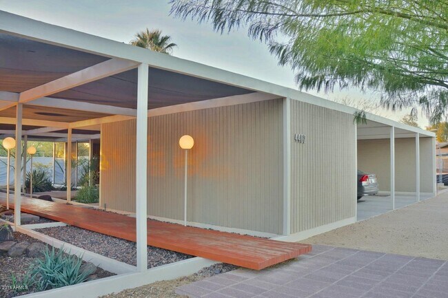 Foto del edificio - 4402 N 28th St
