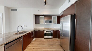 Interior Photo - The Slade at Channelside