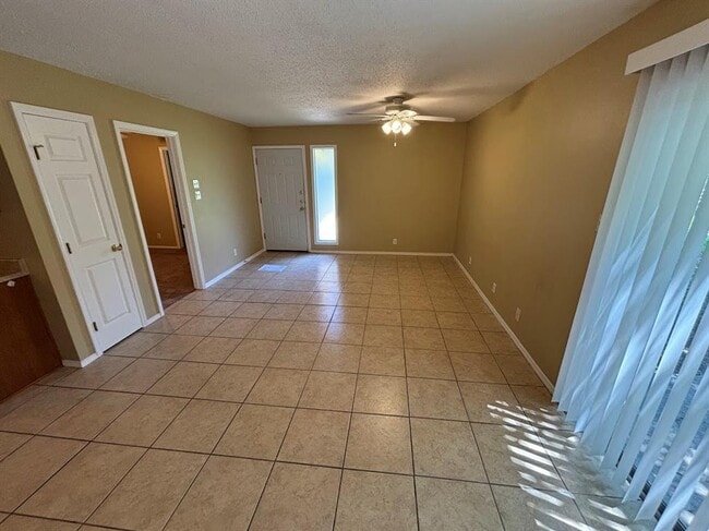Foto del edificio - 417 Live Oak St
