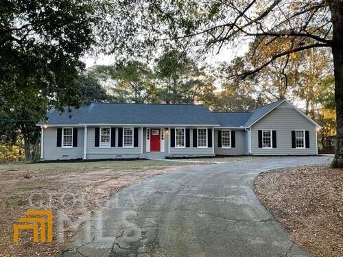 Primary Photo - 15 Cook Ln