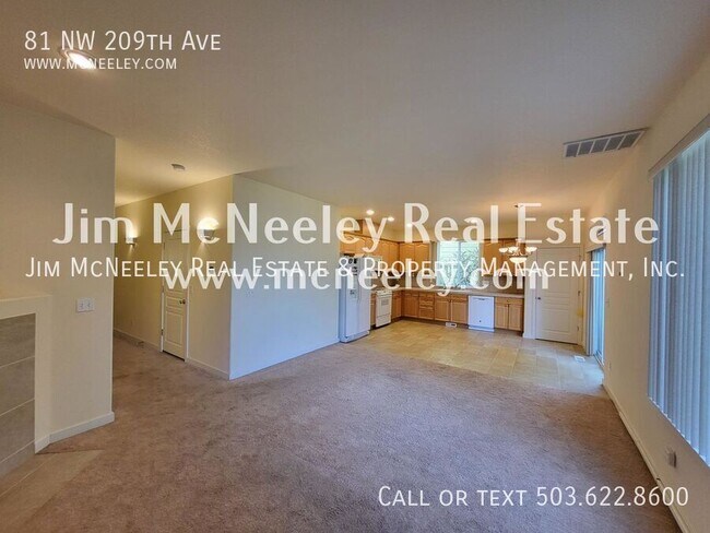 Foto del edificio - 81 NW 209th Ave