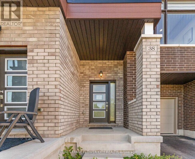 Building Photo - 38 Queenpost Dr