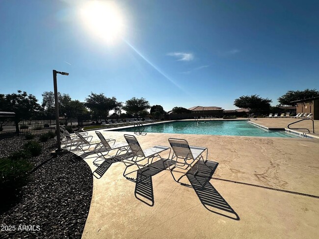 Building Photo - 15020 W Watson Ln