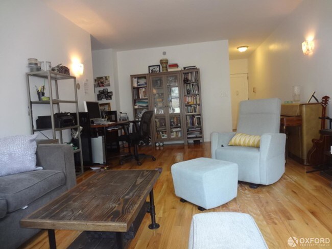 Building Photo - 309 West 99th Street