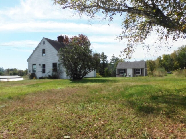 Building Photo - 402 Sanborn Rd