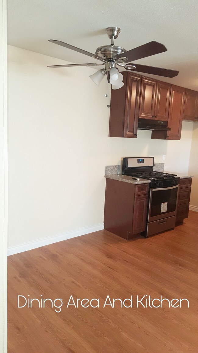 Glenwood Apartments Apartments Reseda, CA