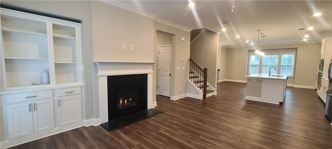 Building Photo - 4560 Mikajack Dr SE