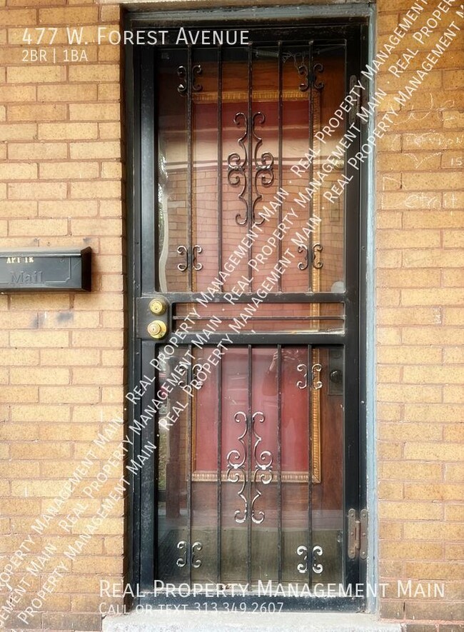 Building Photo - Midtown Carriage House