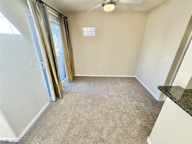 Foto del edificio - 9325 W Desert Inn Rd