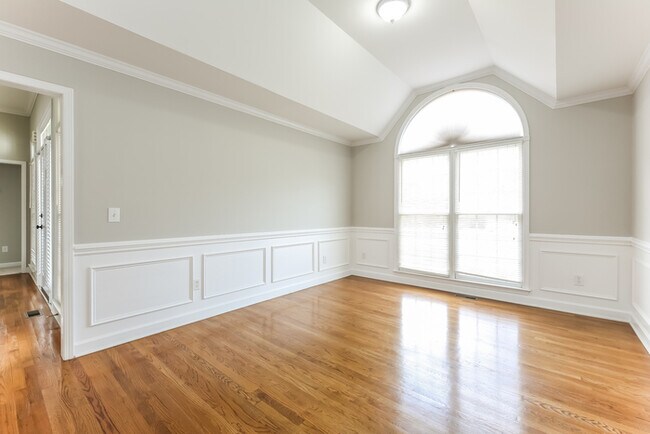 Building Photo - 2 Capstone Ct