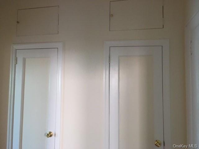 Building Photo - 2852 Dudley Ave