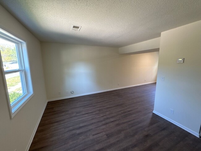 Foto del edificio - 3921 Grand Ave