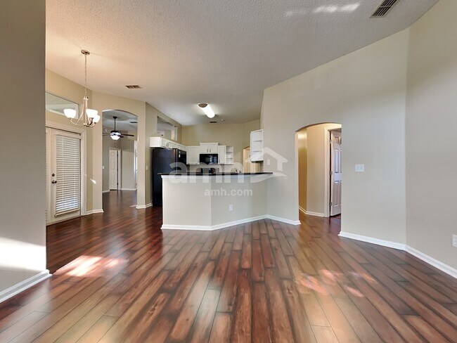 Building Photo - 399 Turtle Dove Dr