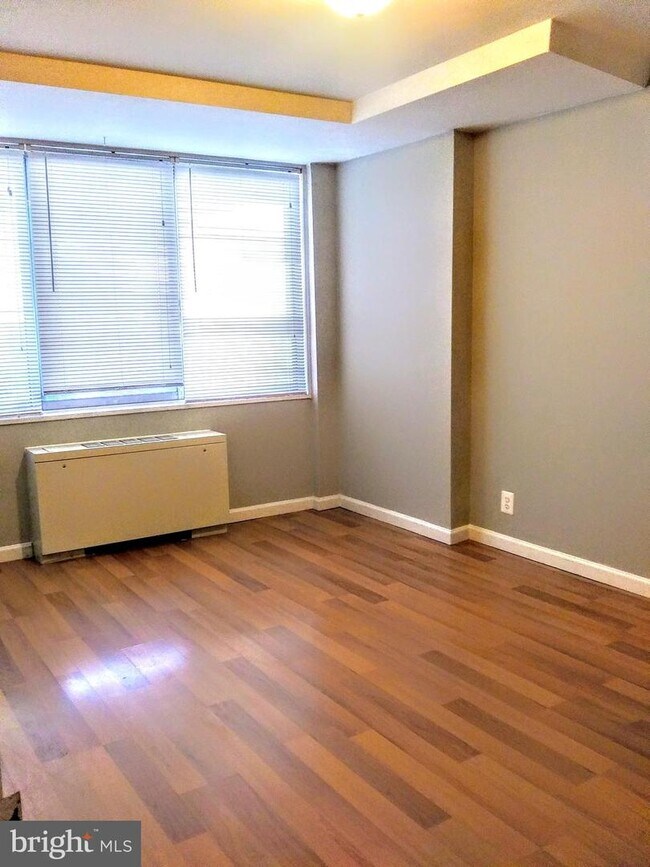 301 N Beauregard St Unit 1509, Alexandria, VA 22312 Condo for Rent in