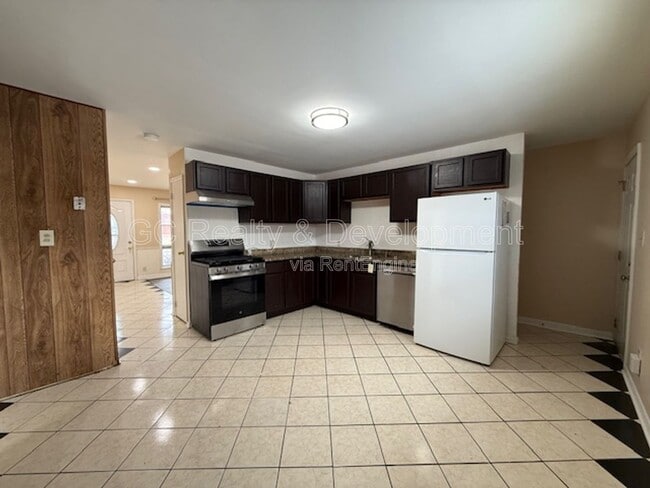 Foto del edificio - 1012 Vine St