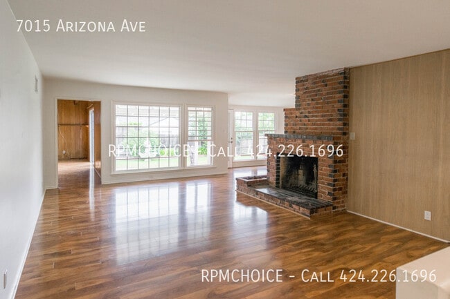 Building Photo - 7015 Arizona Ave