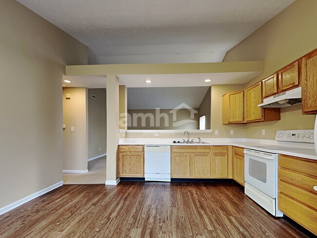 Foto del edificio - 12232 Carriage Stone Dr