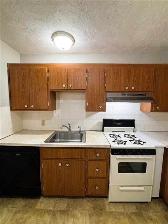 Building Photo - 2033 Mendon Rd