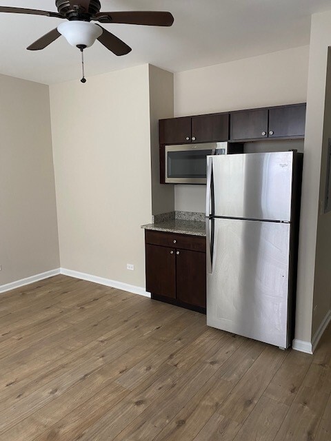 Building Photo - 1116 Washington - Oak Park