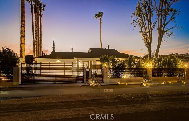 Building Photo - 8161 Encino Ave