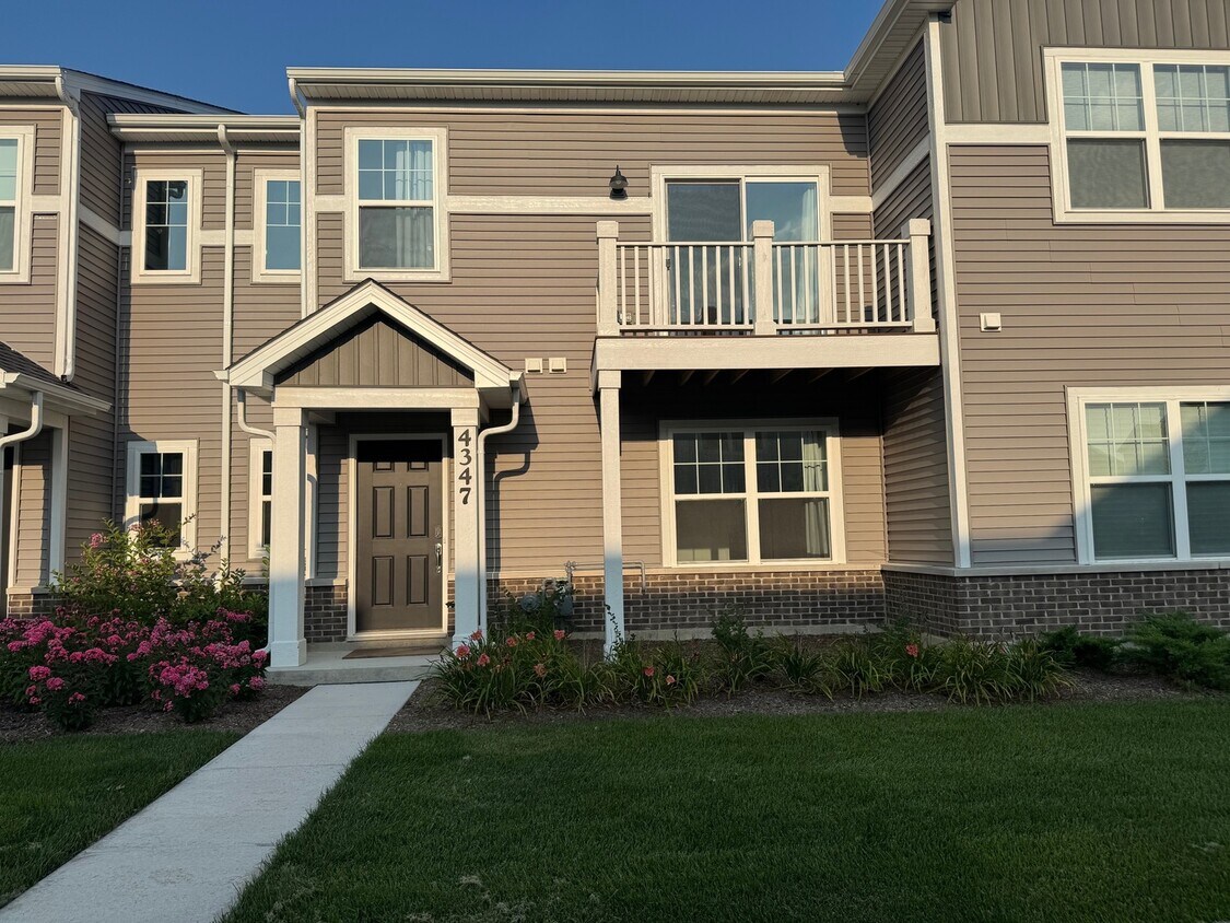 Foto principal - 4347 Chelsea Mnr Cir
