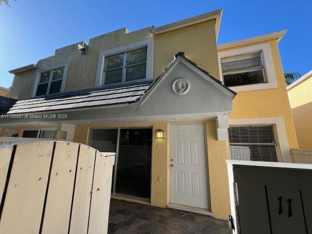 Foto principal - 6855 SW 45th Ln