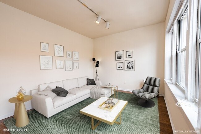 Foto del edificio - 4000 N Kenmore Ave