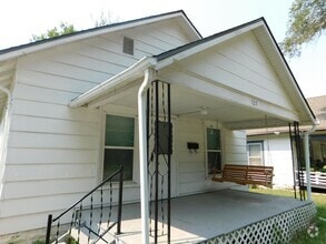 Building Photo - 125 N Alleghany St
