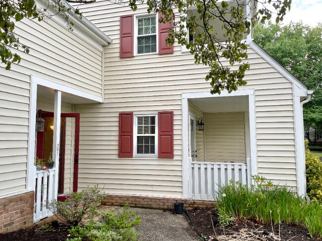 Building Photo - 201 Chowning Pl