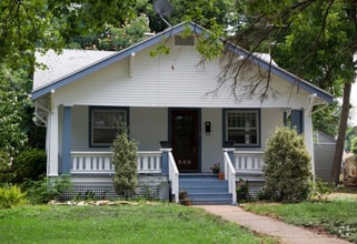 Building Photo - 540 E Loren St