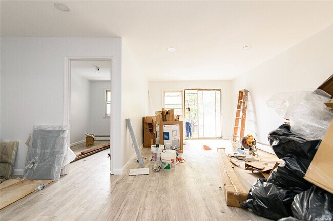 Foto del edificio - 45-47-47 47th St