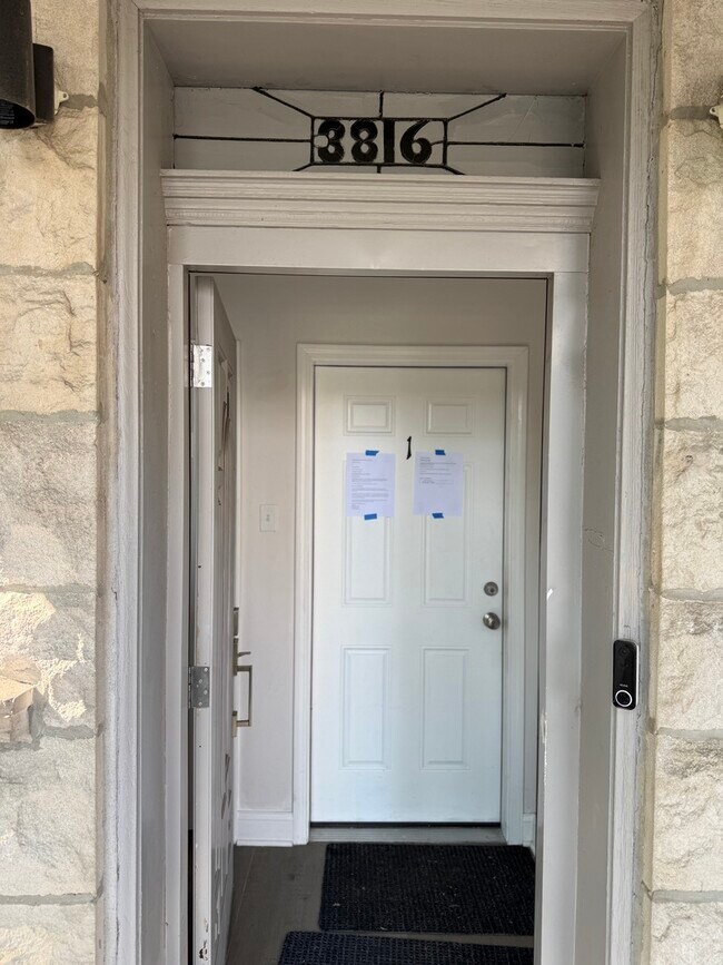 Foto del edificio - 3816 W Polk St