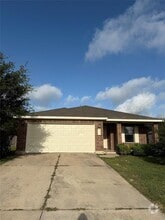Building Photo - 215 Mesa Dr