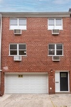 Building Photo - 3524 Cambridge Ave