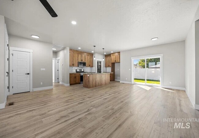 Foto del edificio - 1208 NW 20th St