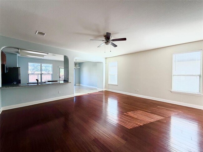 Foto del edificio - 1721 E Mesa Park Dr