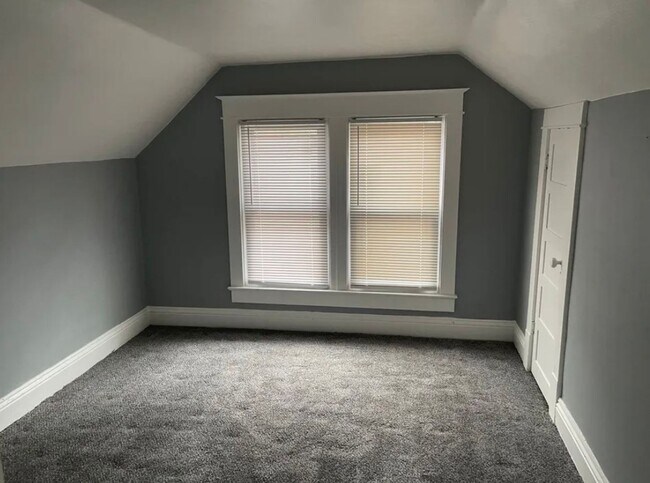 Foto del edificio - 2257 S 10th St