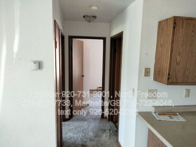 Building Photo - 139 E Mitchell Ave